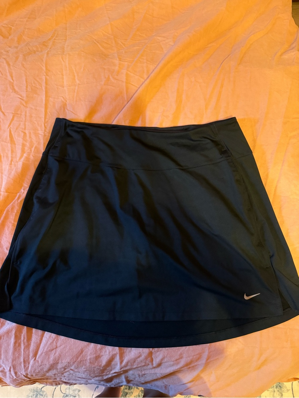 Nike Black Women's Athletic Skort with Small Swoosh